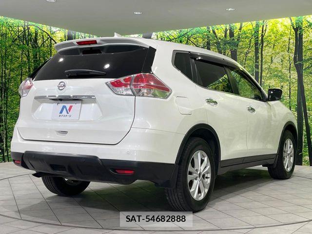 Nissan X-TRAIL 2015-02 6754018-17
