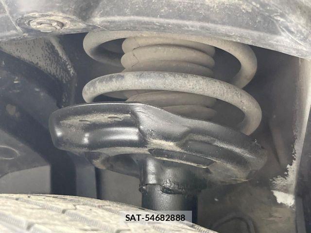 Nissan X-TRAIL 2015-02 6754018-19