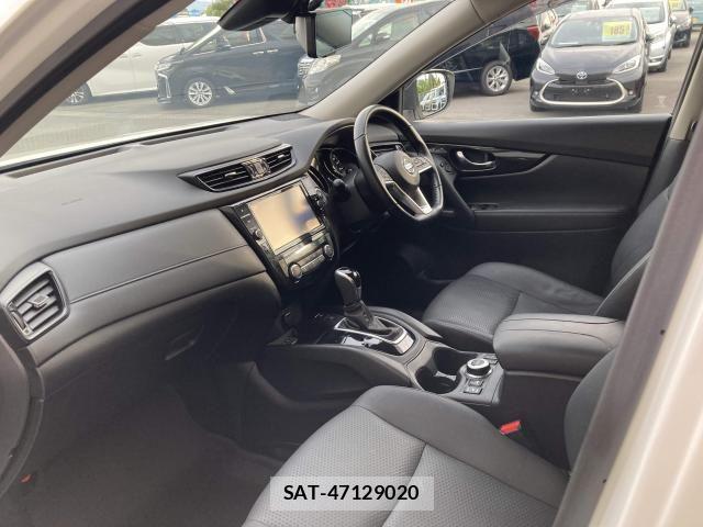 Nissan X-TRAIL 2021-09 6754007-24