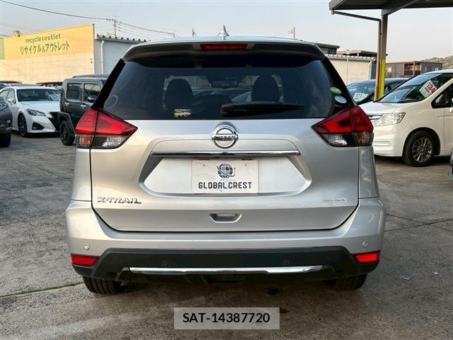 Nissan X-TRAIL 2017-12 6791793-12
