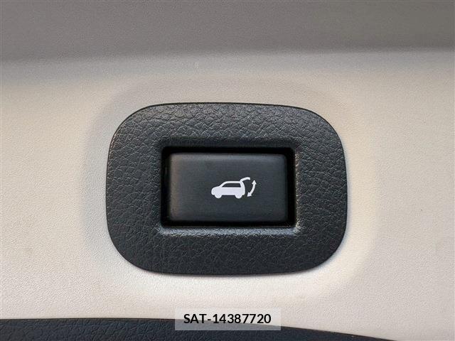 Nissan X-TRAIL 2017-12 6791793-15