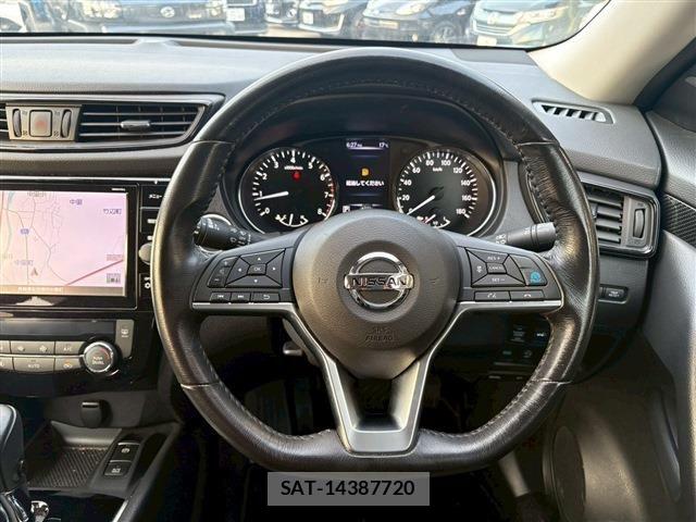 Nissan X-TRAIL 2017-12 6791793-23