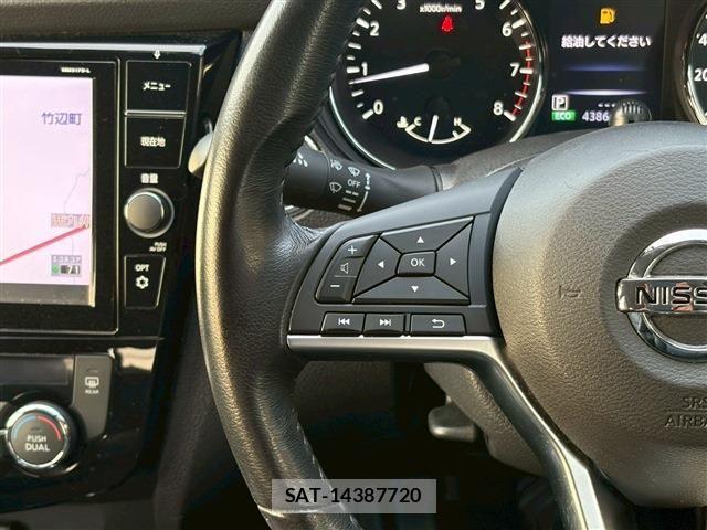 Nissan X-TRAIL 2017-12 6791793-24