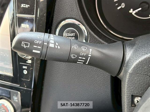 Nissan X-TRAIL 2017-12 6791793-26