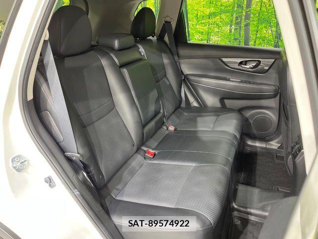 Nissan X-TRAIL 2016-07 6818190-9