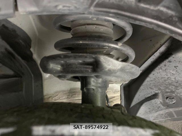 Nissan X-TRAIL 2016-07 6818190-19