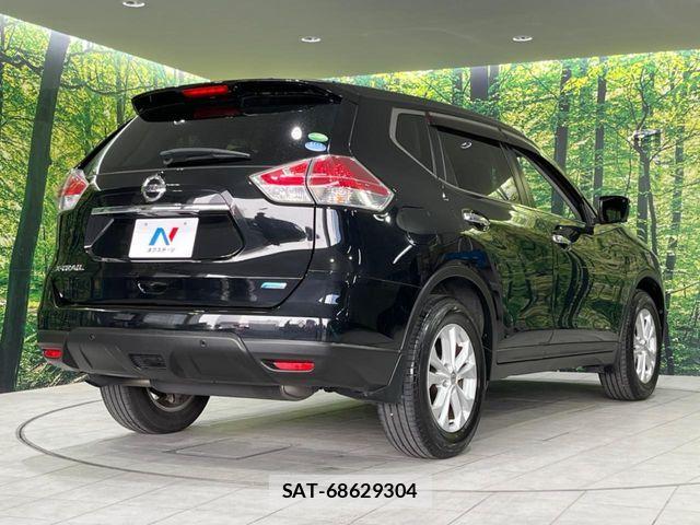 Nissan X-TRAIL 2014-01 6818189-16