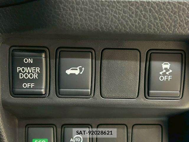 Nissan X-TRAIL 2019-04 6818172-9