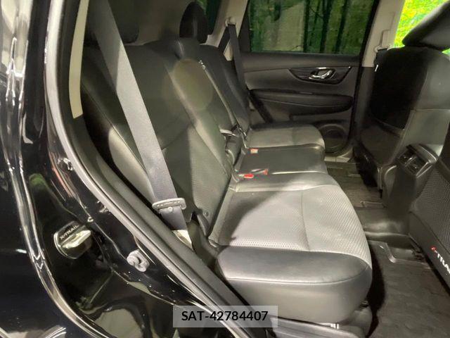 Nissan X-TRAIL 2018-05 6818175-9