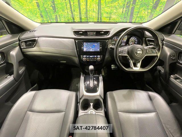 Nissan X-TRAIL 2018-05 6818175-3