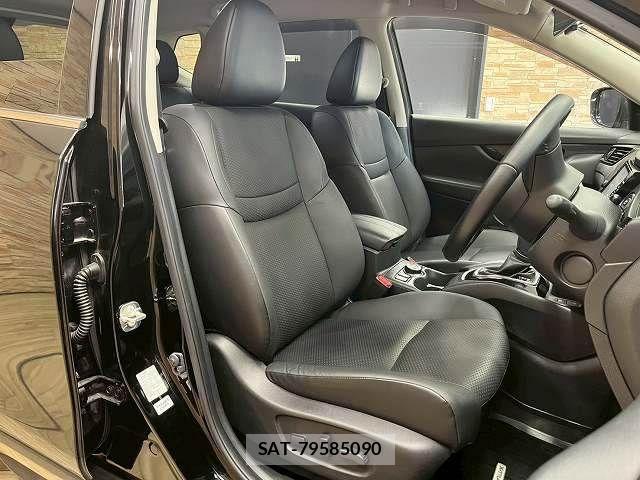 Nissan X-TRAIL 2021-09 6818161-4