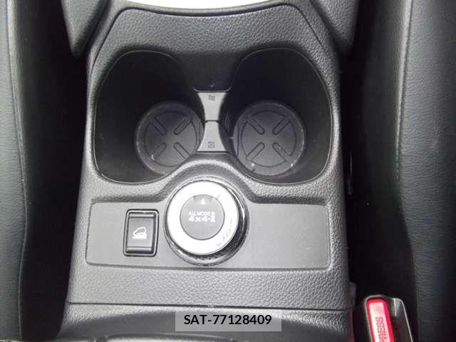 Nissan X-TRAIL 2018-07 6915828-5