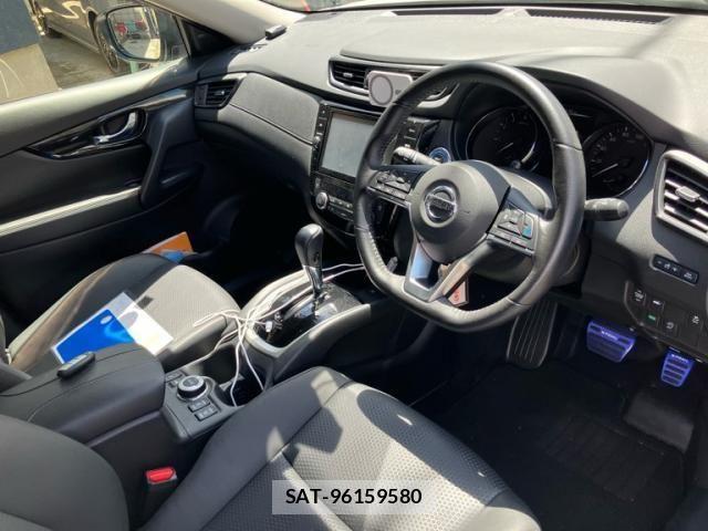 Nissan X-TRAIL 2019-09 6915829-14