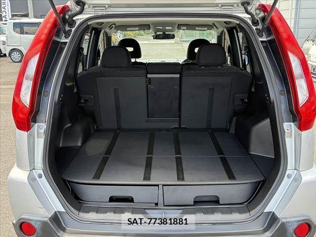 Nissan X-TRAIL 2010-09 6915836-15