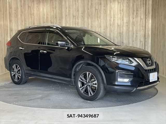 Nissan X-TRAIL 2017-09 6915839-16