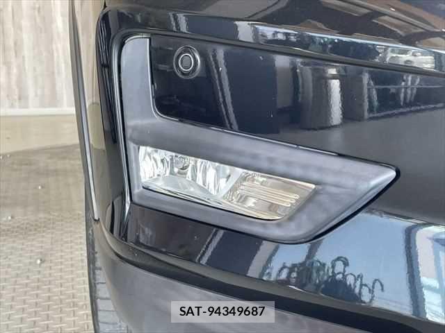 Nissan X-TRAIL 2017-09 6915839-25