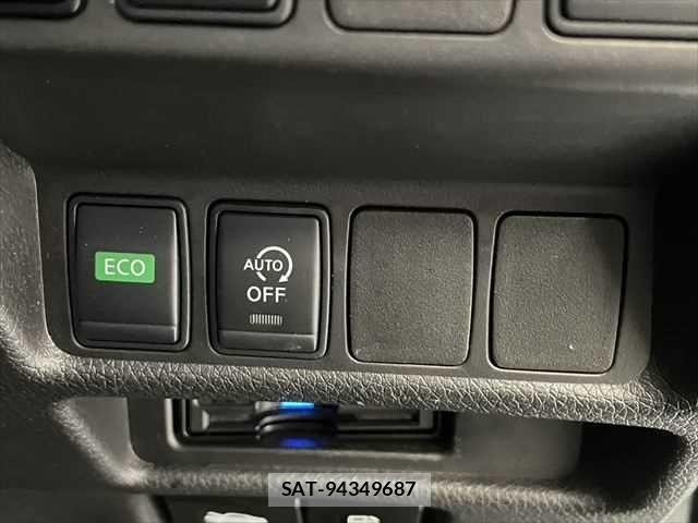 Nissan X-TRAIL 2017-09 6915839-7