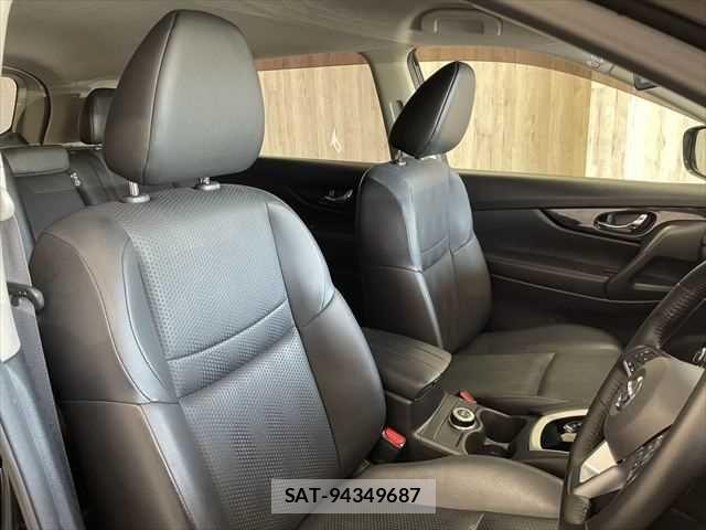 Nissan X-TRAIL 2017-09 6915839-8