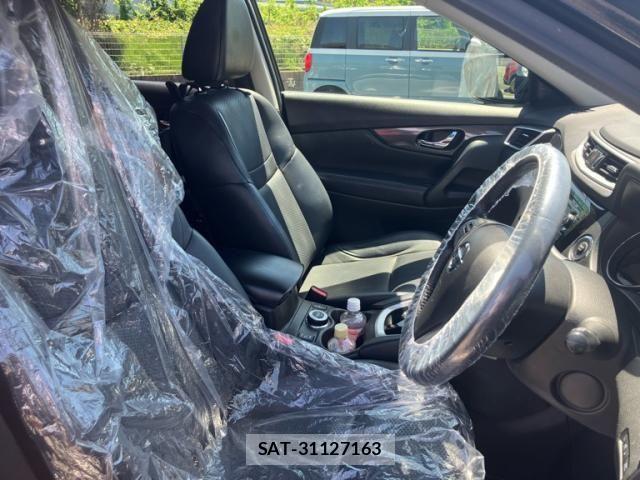 Nissan X-TRAIL 2014-03 6915851-10
