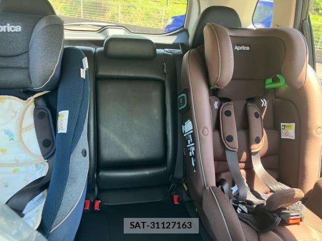 Nissan X-TRAIL 2014-03 6915851-20