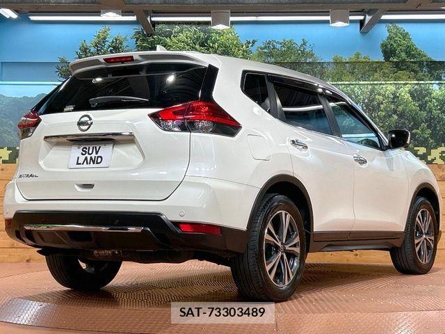 Nissan X-TRAIL 2018-04 6915832-16