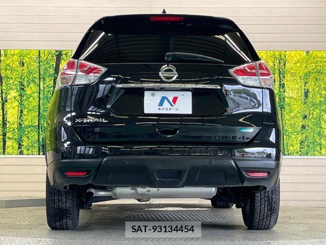 Nissan X-TRAIL 2015-02 6915844-14