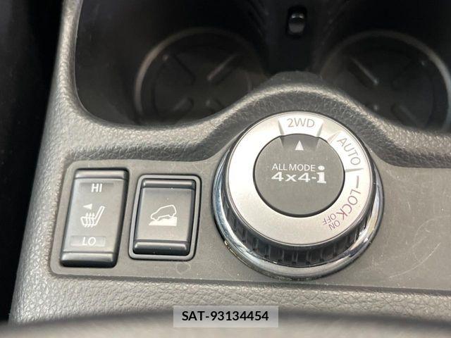 Nissan X-TRAIL 2015-02 6915844-5