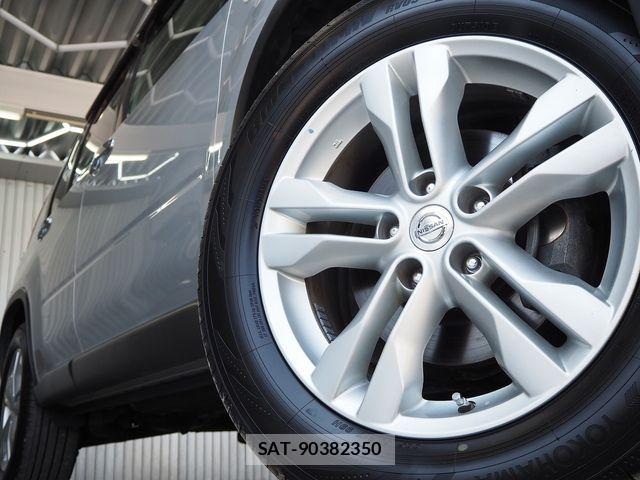 Nissan X-TRAIL 2012-01 6999313-23