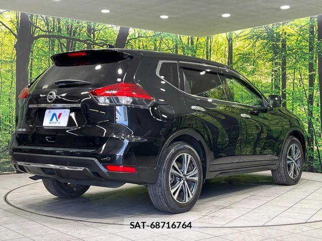 Nissan X-TRAIL 2018-08 7021941-16