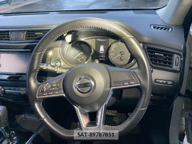 Nissan X-TRAIL 2019-08 7021942-11
