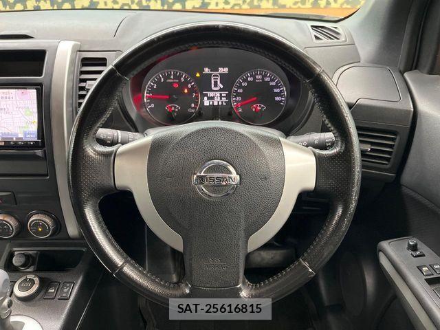 Nissan X-TRAIL 2012-03 7021951-10