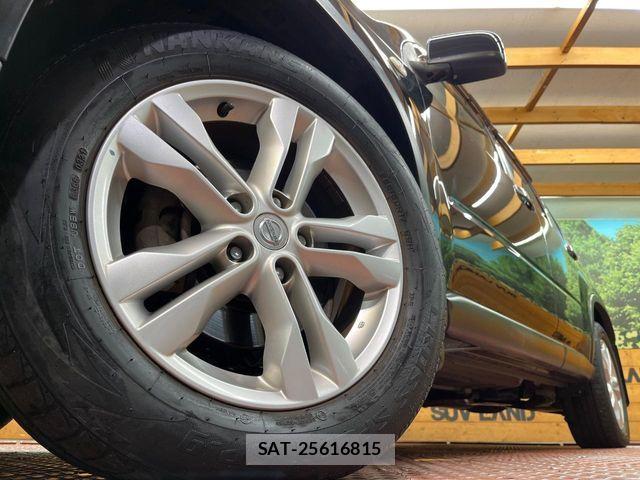 Nissan X-TRAIL 2012-03 7021951-12