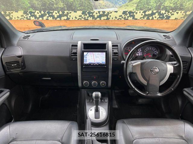 Nissan X-TRAIL 2012-03 7021951-1