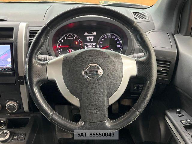 Nissan X-TRAIL 2012-02 7021949-10