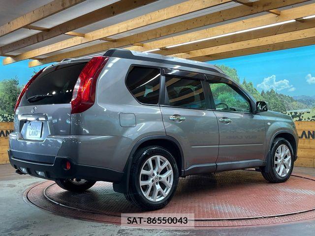 Nissan X-TRAIL 2012-02 7021949-16