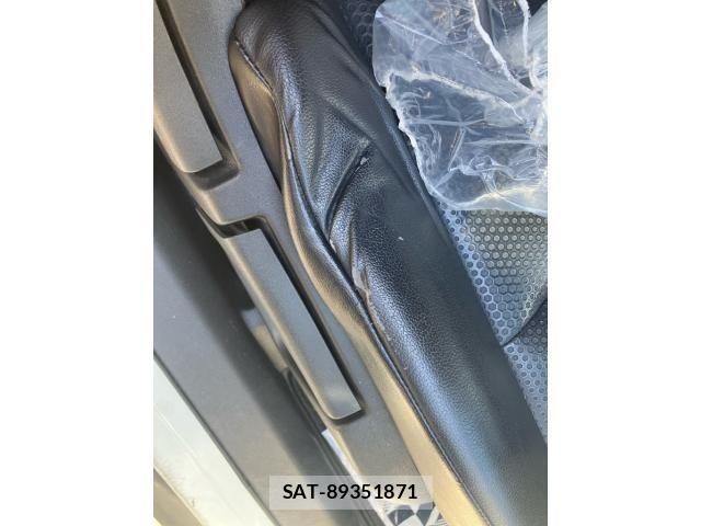 Nissan X-TRAIL 2017-04 7021948-13