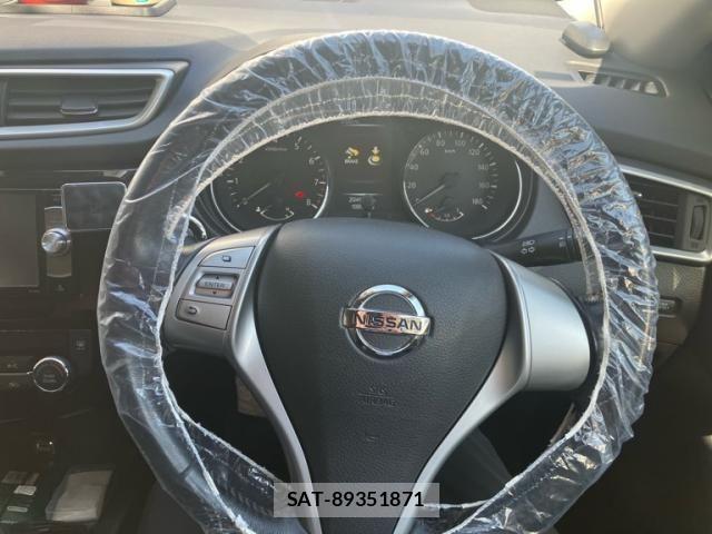 Nissan X-TRAIL 2017-04 7021948-15