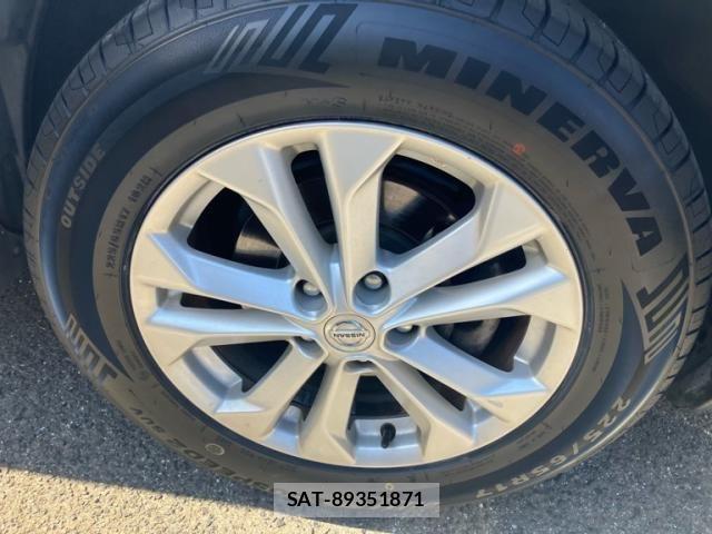 Nissan X-TRAIL 2017-04 7021948-5
