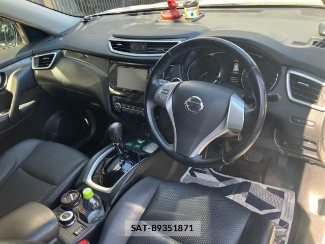 Nissan X-TRAIL 2017-04 7021948-8