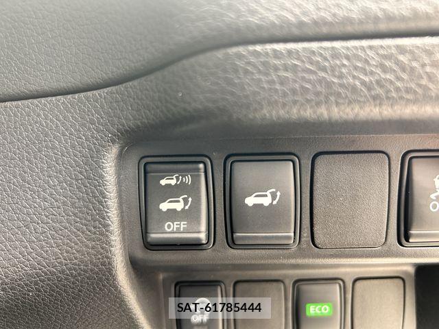 Nissan X-TRAIL 2016-09 7021947-9