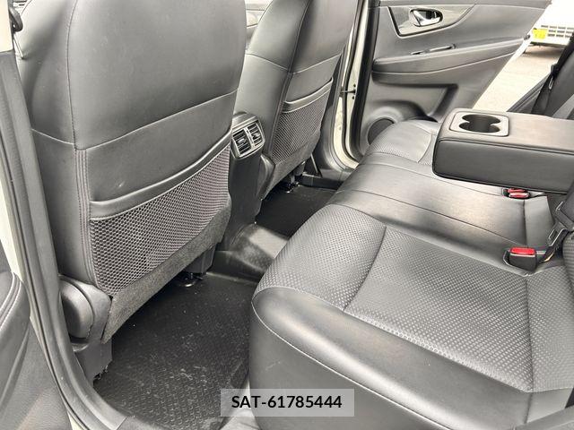 Nissan X-TRAIL 2016-09 7021947-13