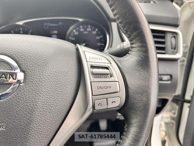 Nissan X-TRAIL 2016-09 7021947-19