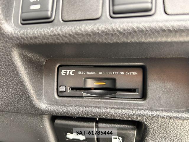 Nissan X-TRAIL 2016-09 7021947-20