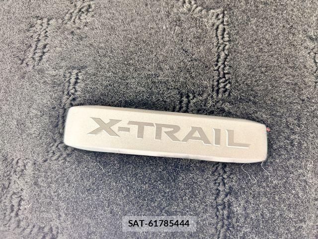 Nissan X-TRAIL 2016-09 7021947-28
