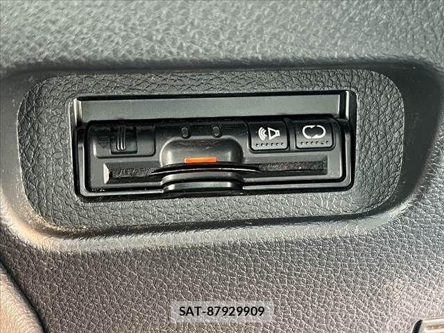 Nissan X-TRAIL 2010-12 7021950-26