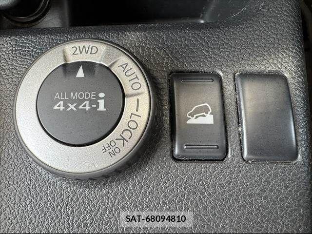 Nissan X-TRAIL 2008-03 7061524-3