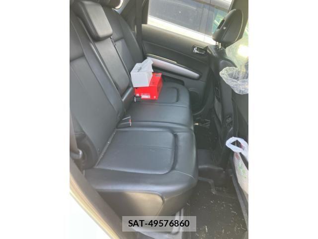 Nissan X-TRAIL 2013-08 7061523-16