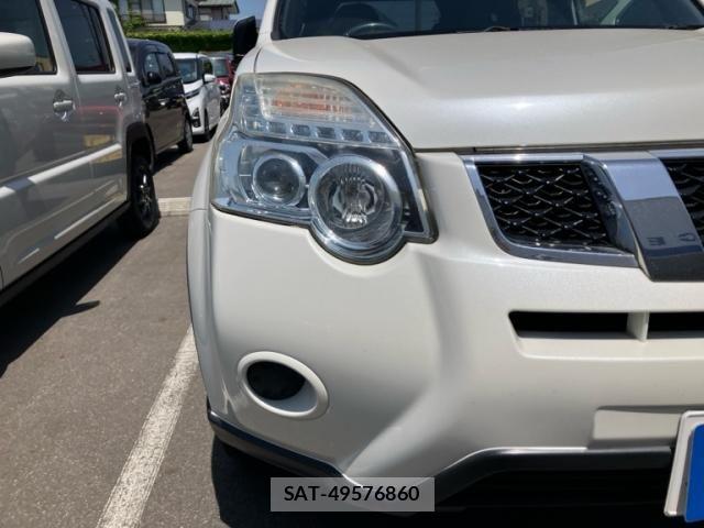 Nissan X-TRAIL 2013-08 7061523-2