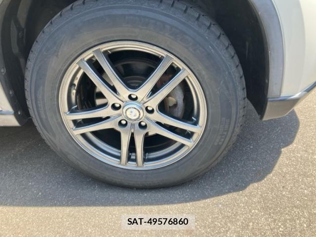 Nissan X-TRAIL 2013-08 7061523-3