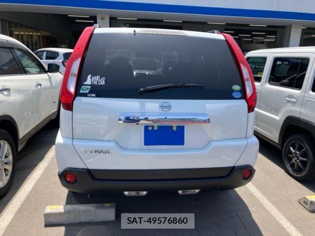 Nissan X-TRAIL 2013-08 7061523-6